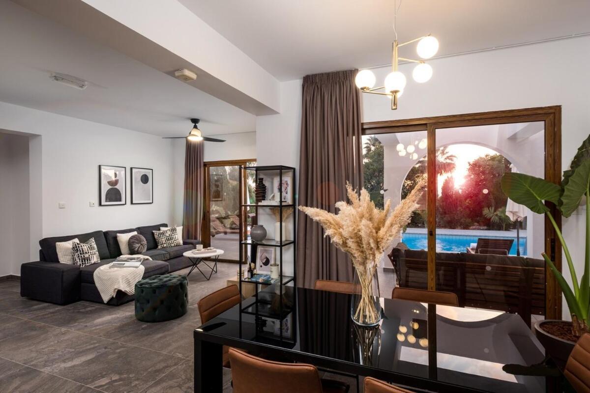 Cocoon Luxury Villa In Coral Bay-3 Min To Beach ペイヤ エクステリア 写真